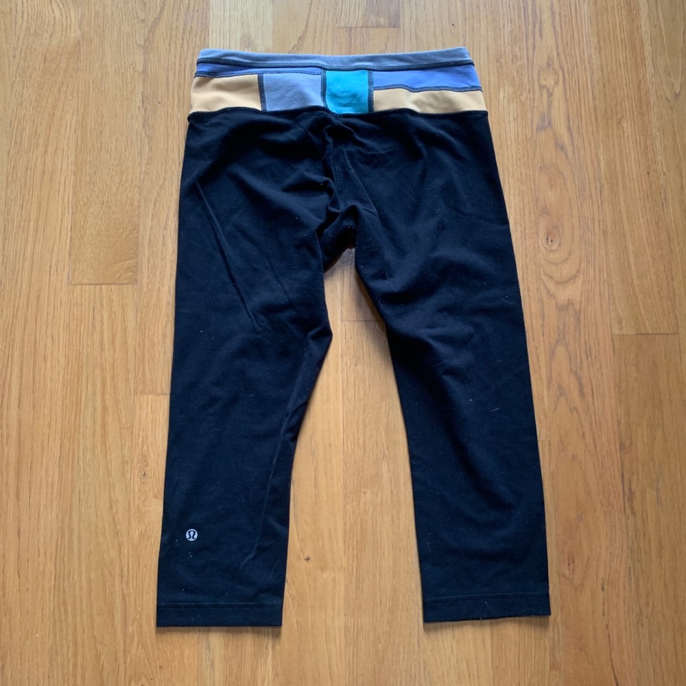 Lululemon Capri yoga leggings